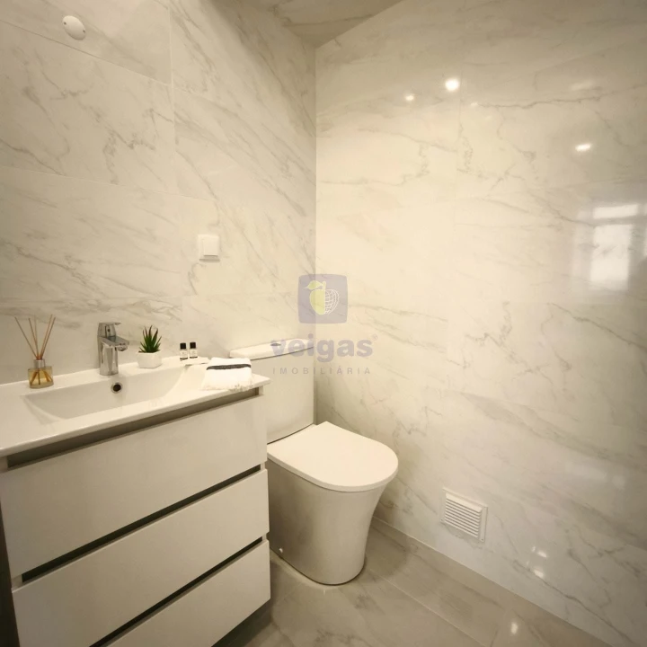 Apartamento T3 para Venda em Benfica Foto 19