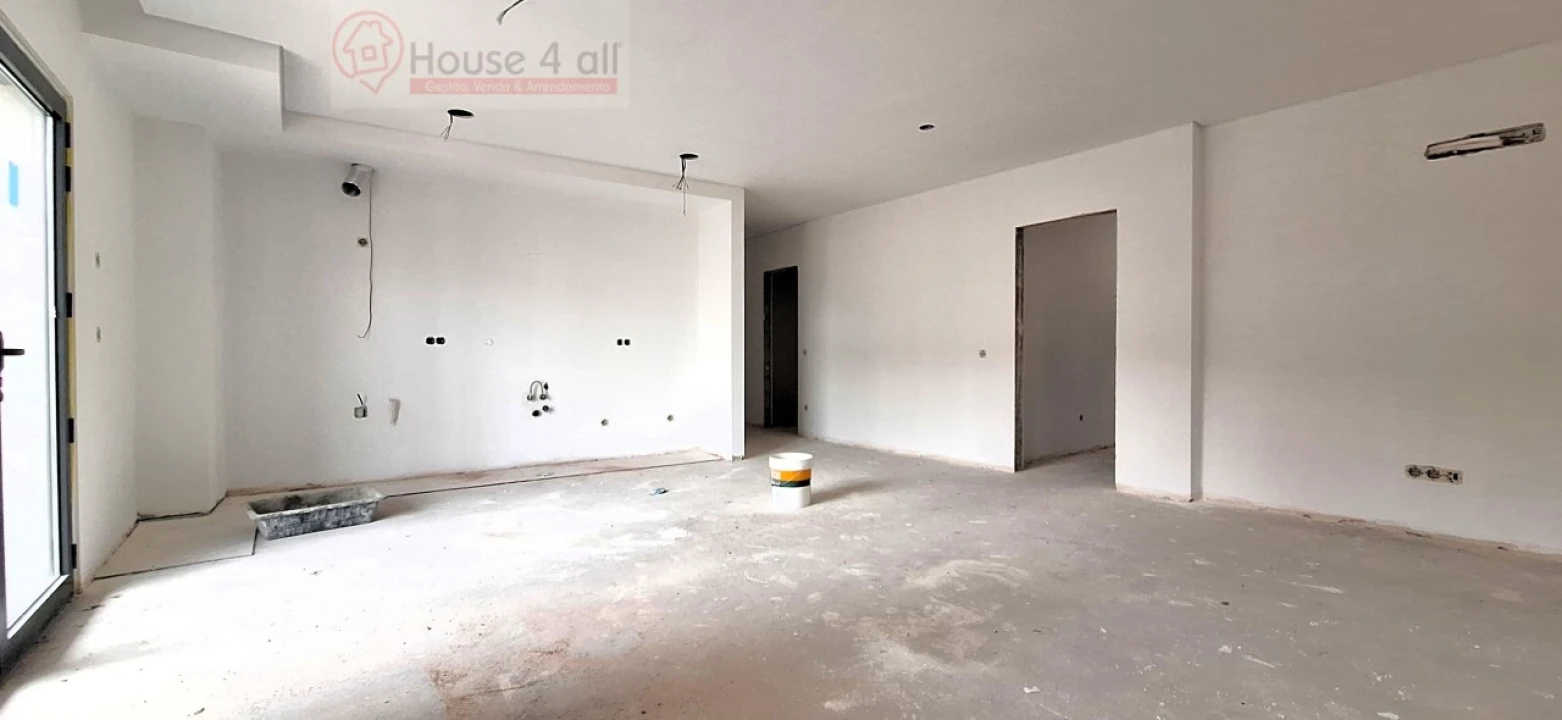 Apartamento T3 para Venda em Caldas da Rainha - Santo Onofre e Serra do Bouro Foto 1