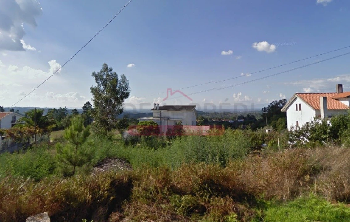 Terreno para Venda em Covas e Vila Nova de Oliveirinha Foto 3