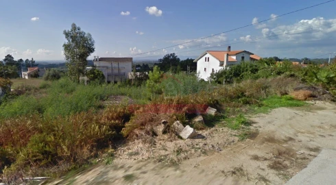 Terreno para Venda em Covas e Vila Nova de Oliveirinha