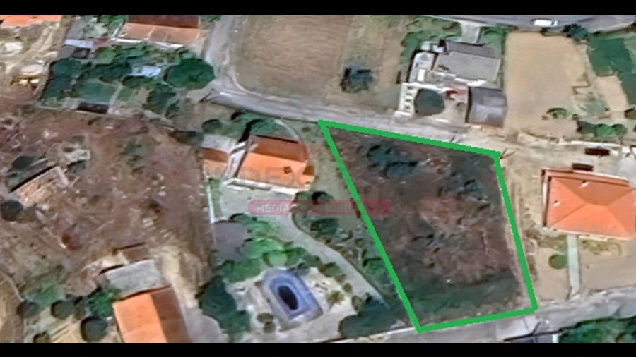 Terreno para Venda em Covas e Vila Nova de Oliveirinha