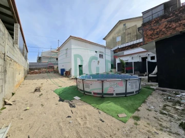 Moradia T2 para Venda em Gondomar (São Cosme), Valbom e Jovim