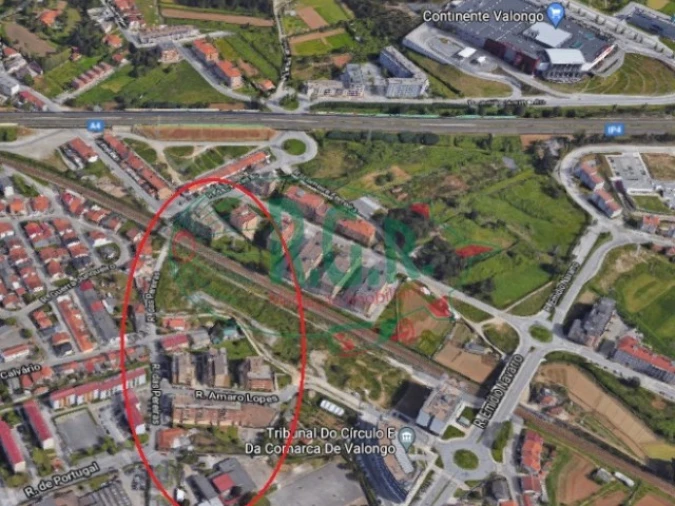 Garagem para Arrendamento em Valongo Foto 4