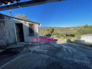 Moradia T2 para Venda em Torres Novas (São Pedro), Lapas e Ribeira Branca