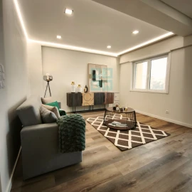 Apartamento T3 para Venda em Benfica