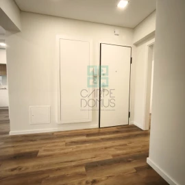 Apartamento T3 para Venda em Benfica