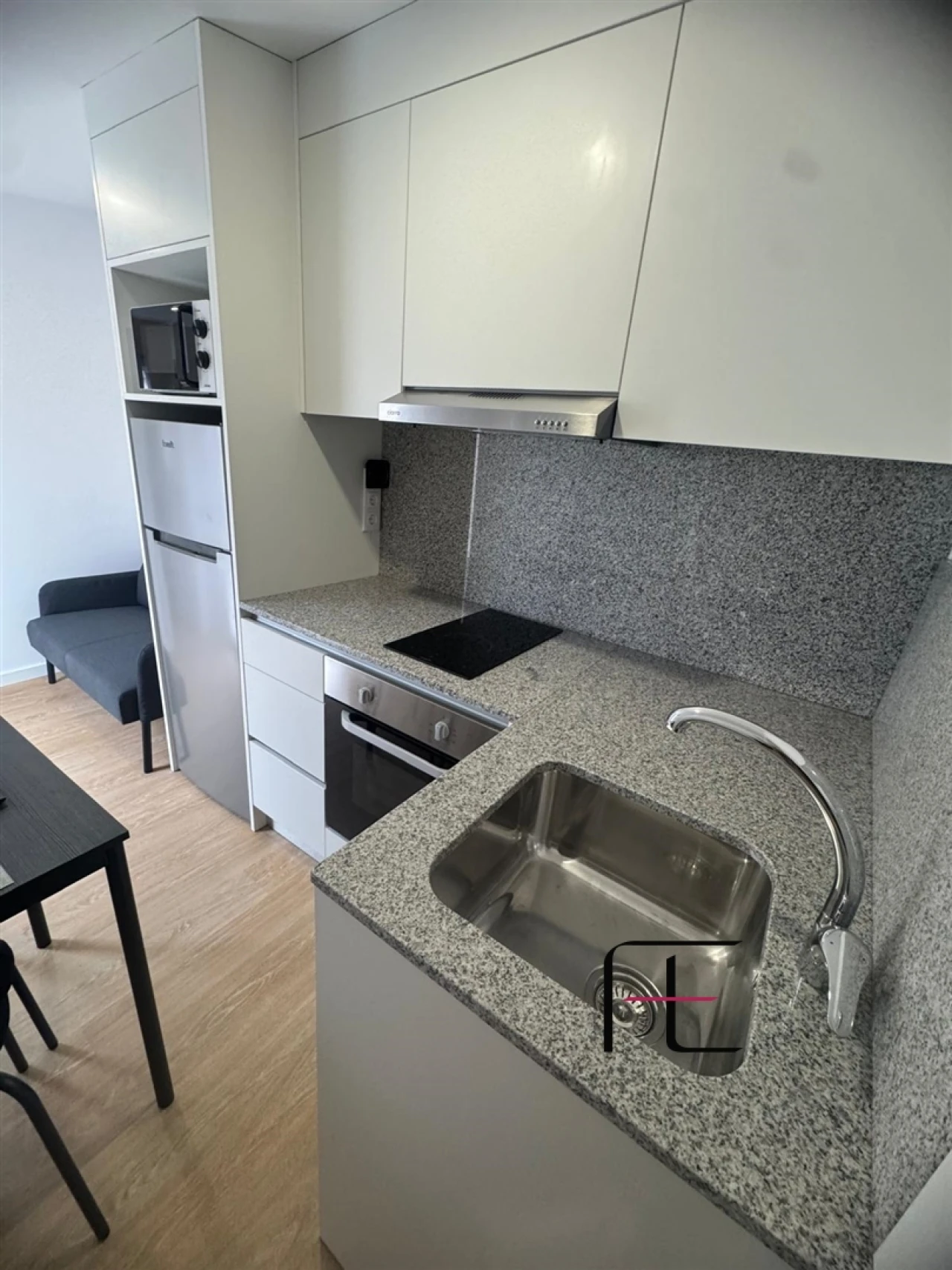 Moradia T3 para Venda em Canelas Foto 18