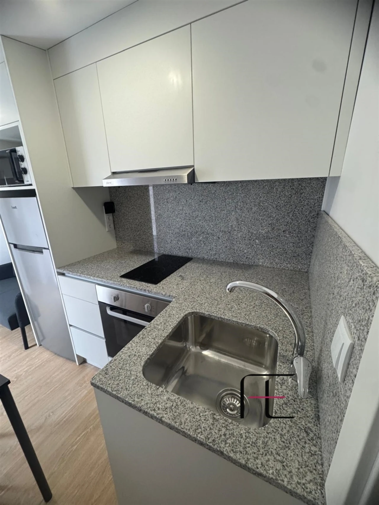 Moradia T3 para Venda em Canelas Foto 14