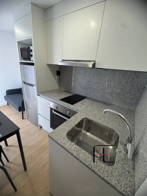 Moradia T3 para Venda em Canelas