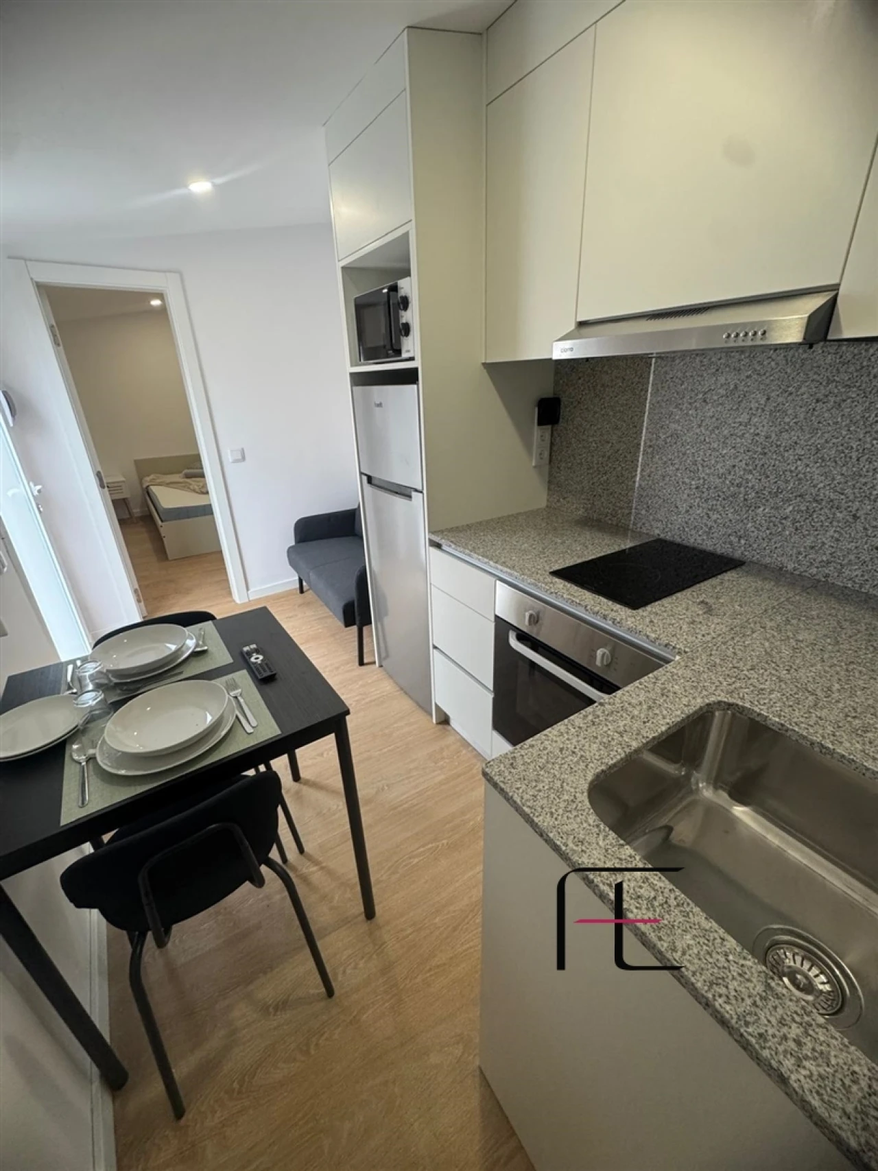 Moradia T3 para Venda em Canelas Foto 16