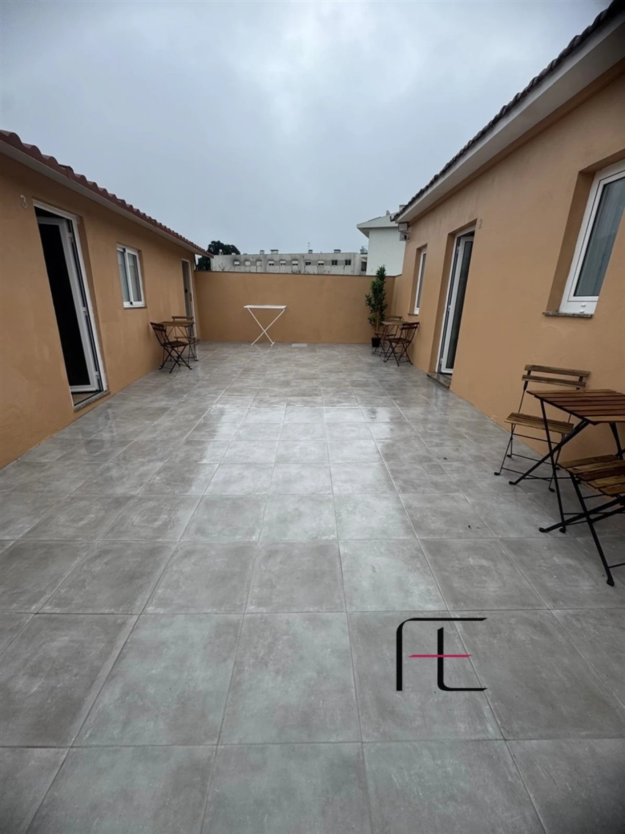 Moradia T3 para Venda em Canelas Foto 1