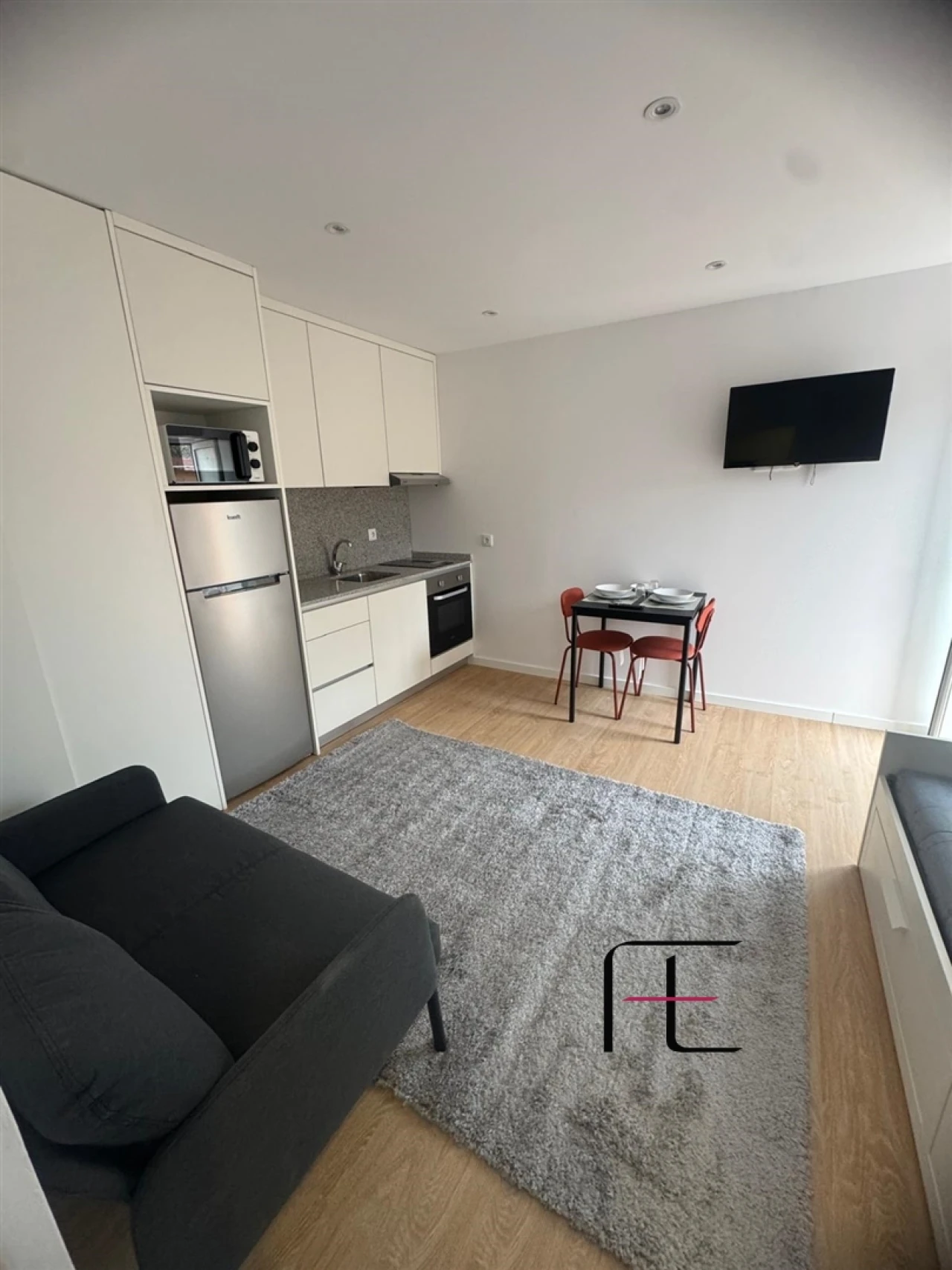 Moradia T3 para Venda em Canelas Foto 5