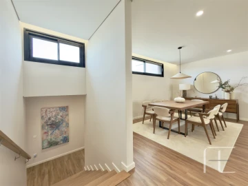 Moradia T3 para Venda em Mafamude e Vilar do Paraíso