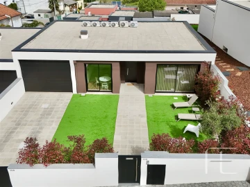 Moradia T3 para Venda em Mafamude e Vilar do Paraíso