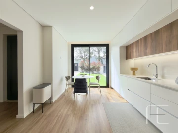 Moradia T3 para Venda em Mafamude e Vilar do Paraíso