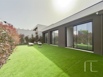 Moradia T3 para Venda em Mafamude e Vilar do Paraíso