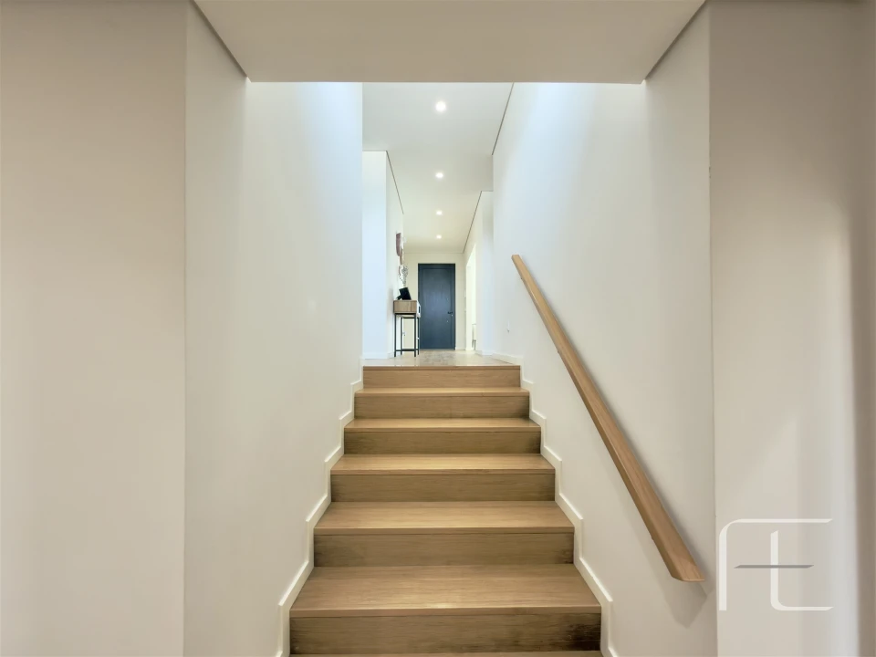 Moradia T3 para Venda em Mafamude e Vilar do Paraíso Foto 39