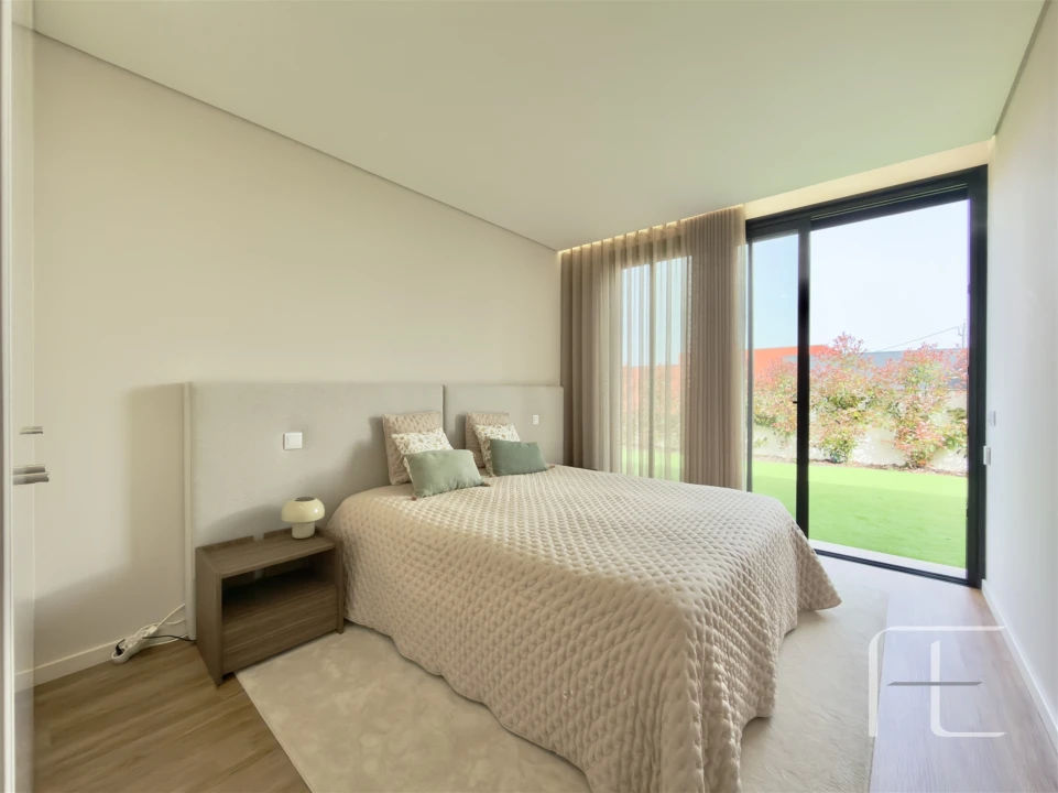 Moradia T3 para Venda em Mafamude e Vilar do Paraíso Foto 41