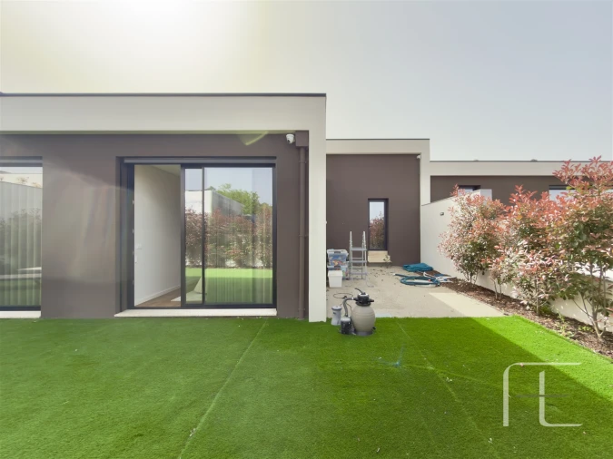 Moradia T3 para Venda em Mafamude e Vilar do Paraíso Foto 45