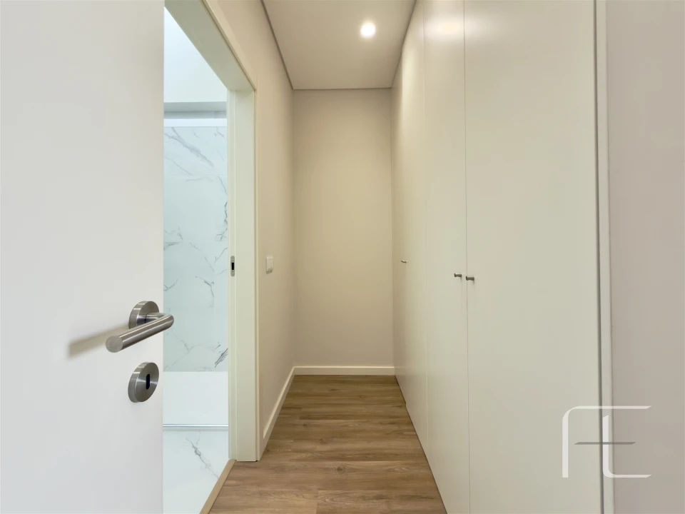 Moradia T3 para Venda em Mafamude e Vilar do Paraíso Foto 50