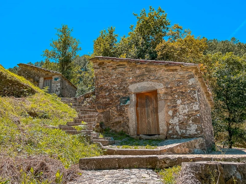 Apartamento T2 para Venda em Loivo Foto 8
