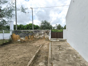 Moradia T2 para Venda em Ermidas-Sado