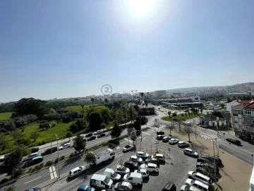 Apartamento T2 para Arrendamento em Falagueira-Venda Nova