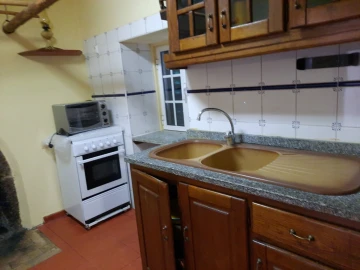 Moradia T1 para Arrendamento em Cerdeira