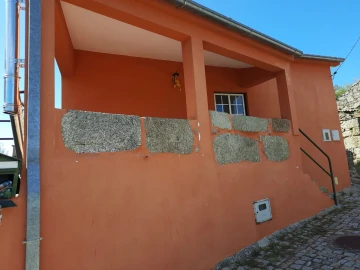 Moradia T1 para Arrendamento em Cerdeira