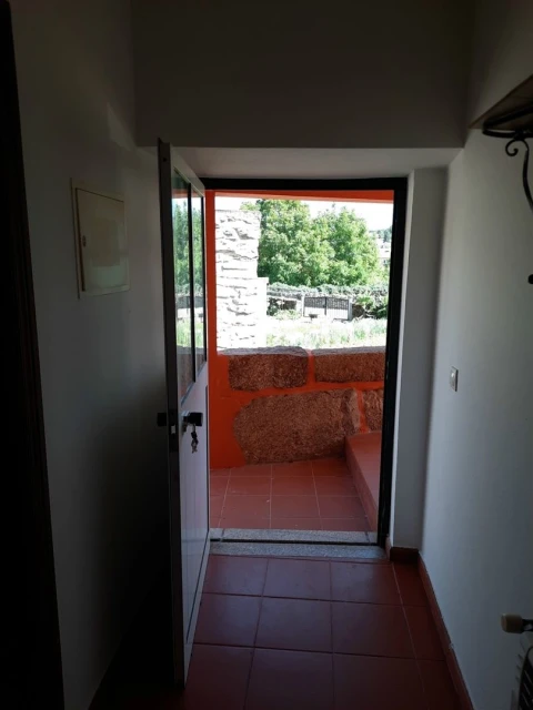 Moradia T1 para Arrendamento em Cerdeira