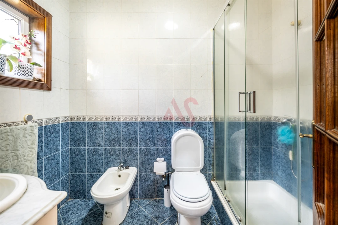 Moradia T4 para Venda em Gove Foto 21