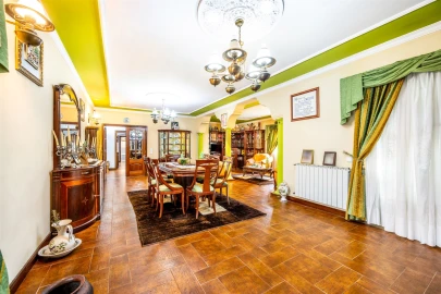 Moradia T4 para Venda em Gove