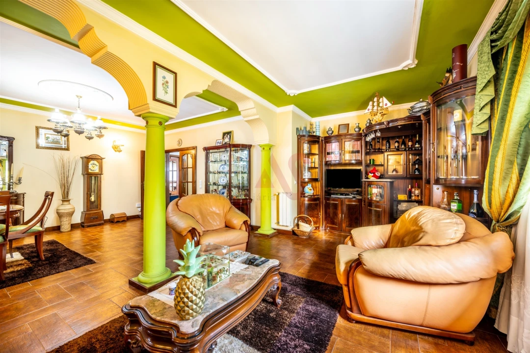 Moradia T4 para Venda em Gove Foto 29