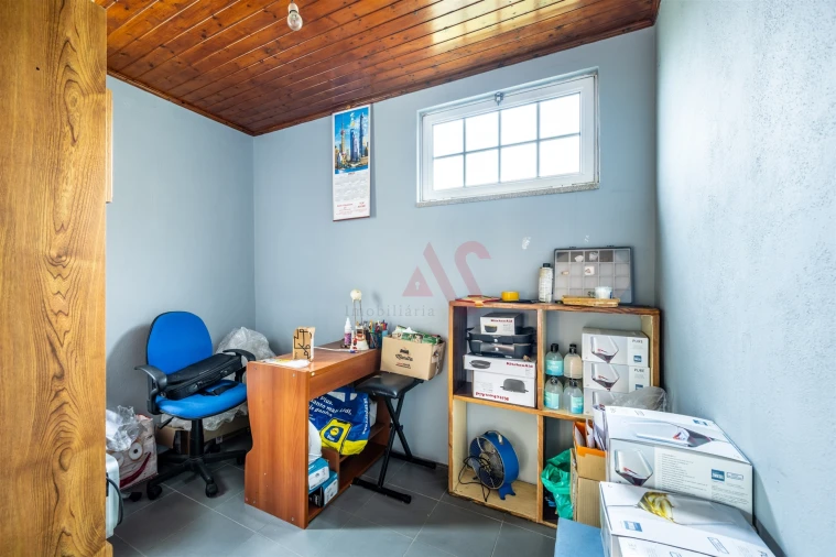 Moradia T4 para Venda em Gove Foto 36