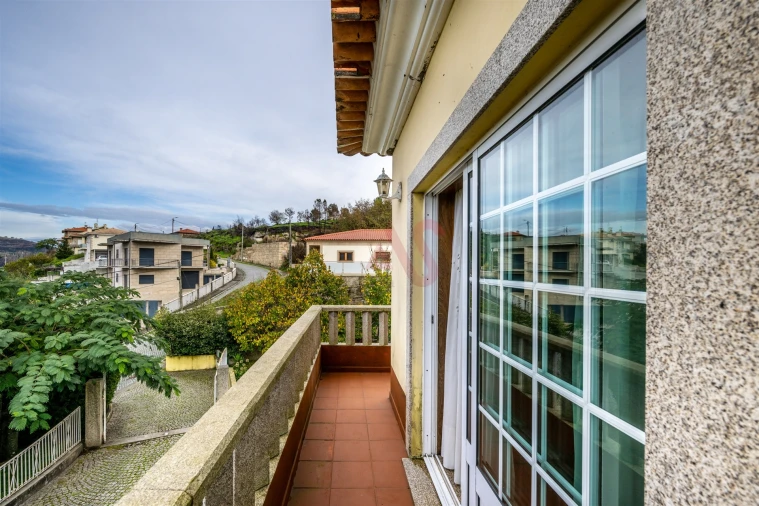 Moradia T4 para Venda em Gove Foto 15