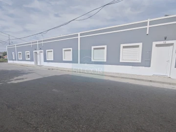 Moradia T2 para Venda em Baixa da Banheira e Vale da Amoreira