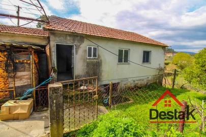 Moradia T7 para Venda em Arcozelo das Maias