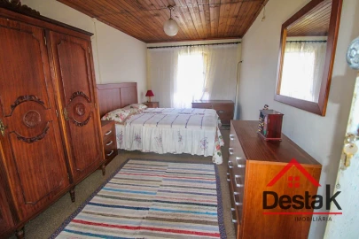 Moradia T7 para Venda em Arcozelo das Maias