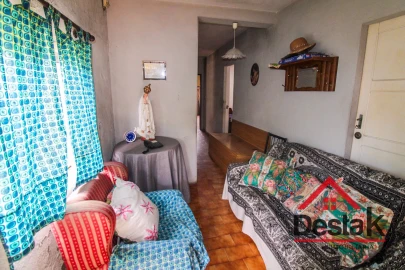 Moradia T7 para Venda em Arcozelo das Maias