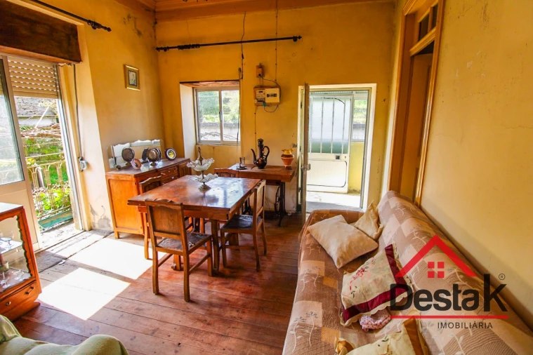 Moradia T7 para Venda em Arcozelo das Maias Foto 14