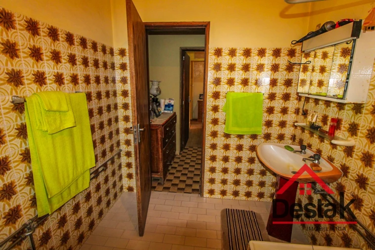 Moradia T7 para Venda em Arcozelo das Maias Foto 17