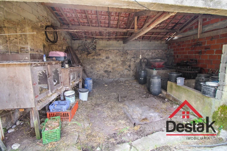 Moradia T7 para Venda em Arcozelo das Maias Foto 33