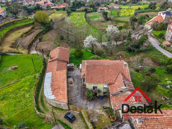 Moradia T7 para Venda em Arcozelo das Maias Foto 42