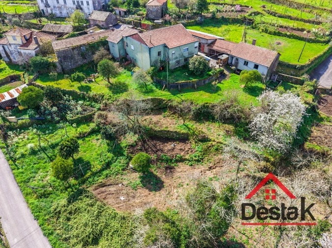 Moradia T7 para Venda em Arcozelo das Maias Foto 43