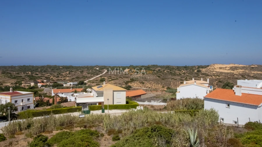 Moradia T5 para Venda em Bordeira Foto 9