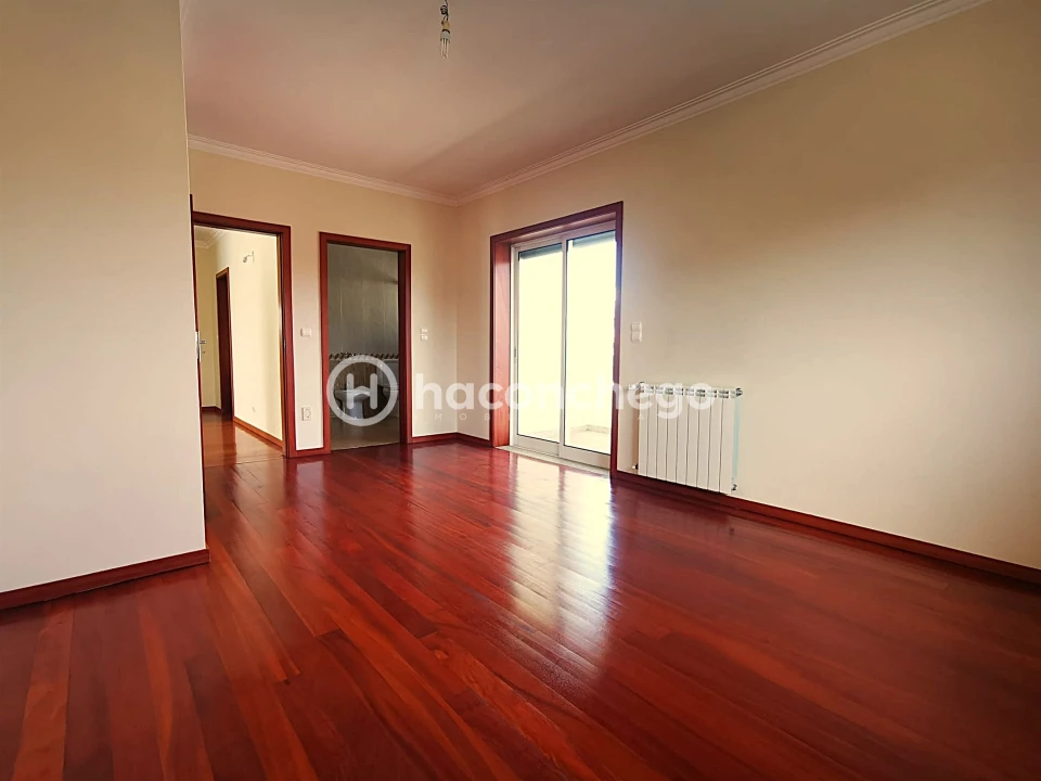 Moradia T4 para Venda em Tamel (São Verissimo) Foto 28