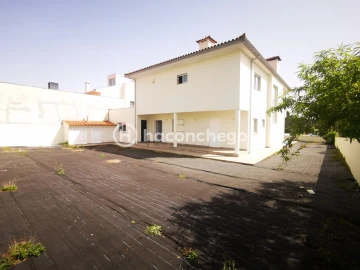 Moradia T4 para Venda em Tamel (São Verissimo)