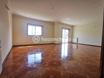 Moradia T4 para Venda em Tamel (São Verissimo)