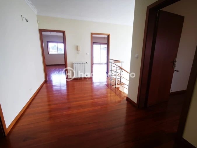 Moradia T4 para Venda em Tamel (São Verissimo) Foto 27