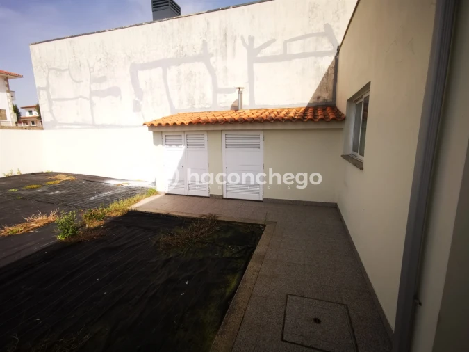 Moradia T4 para Venda em Tamel (São Verissimo) Foto 24